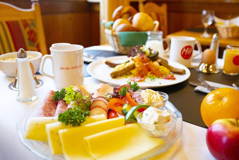 Hotel Roomingtons 3*