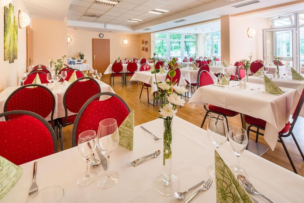 Hotel Roomingtons Lohr