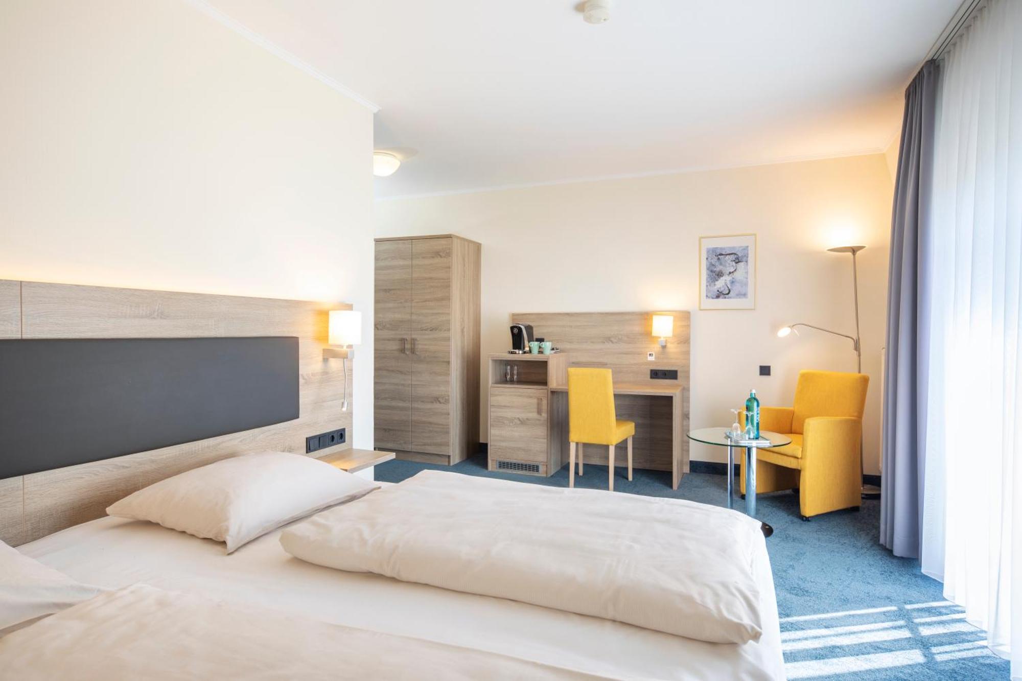 Roomingtons Hotel Lohr